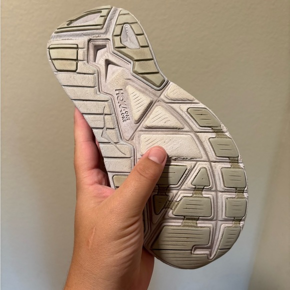 Hoka grey running shoes - Picture 4 of 10